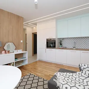  Проживание в семье Romaszewskiego Zoliborz Bedroom Pokoj Metro Польша