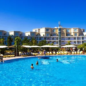 Отель Af Aqua Park Family Complex, Новханы